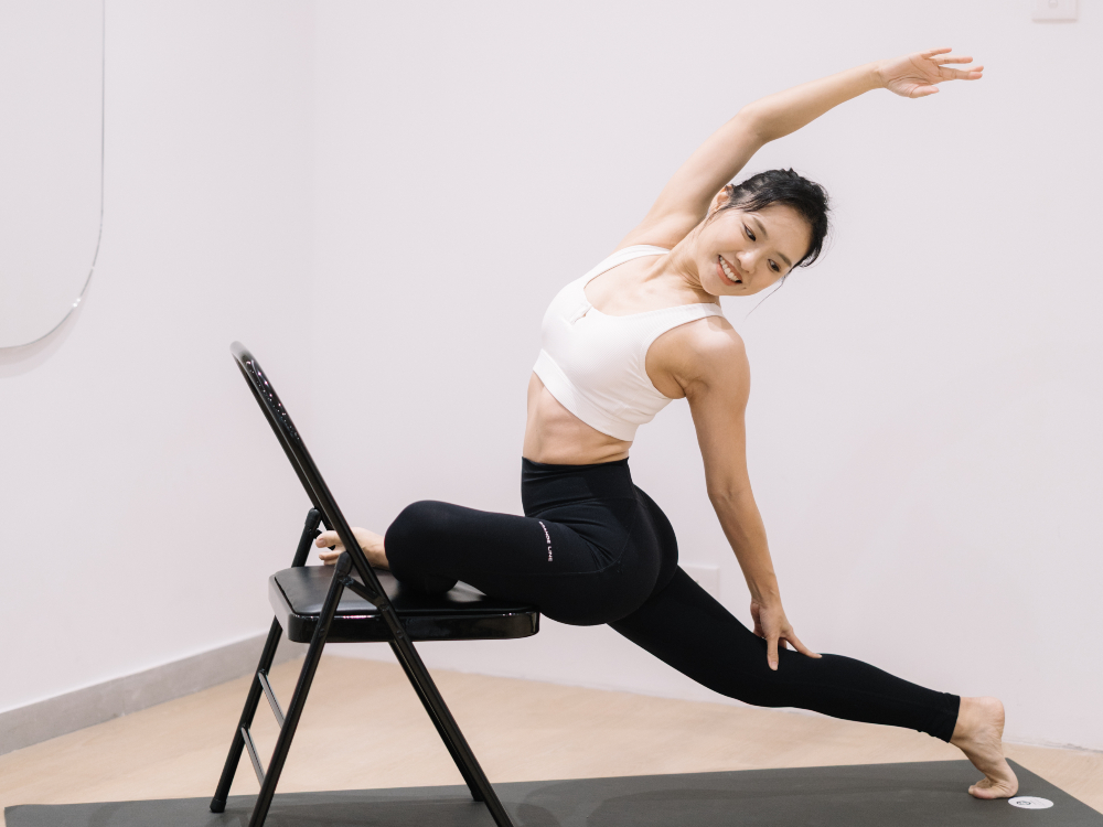 FotoJet 2025 11 25T151204.225 瑜珈老師,資深瑜珈老師,香港瑜珈老師,Samantha Sin