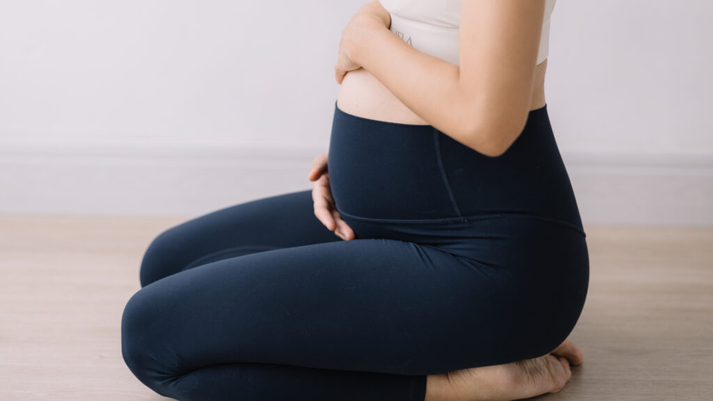 FotoJet 2026 02 12T155906.370 瑜珈教學,孕婦瑜珈,資深瑜珈老師