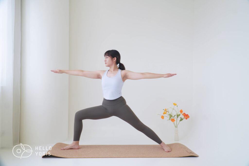 Warrior 2 Pose 梨形身材瑜珈,梨形身材,梨形身材定義,梨形身材改善,梨形身材原因